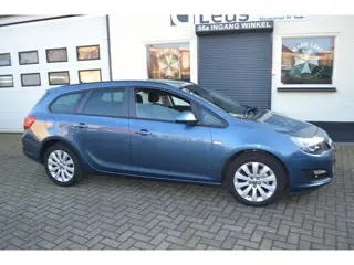 Opel ASTRA SPORTS TOURER 1.4 Turbo Sport + De Duurdere Uitvoering