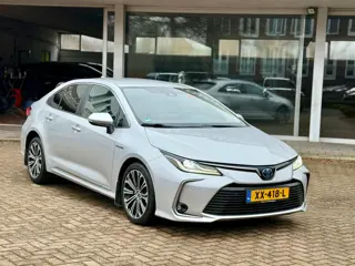 Toyota Corolla 1.8 Hybrid Style|Nieuwstaat|Origineel Nederlands|Nav|Camera|Trekhaak