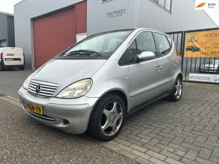 Mercedes-Benz A-klasse 190 Elegance Lees Tekst! AUTOMAAT/HALF LEDER