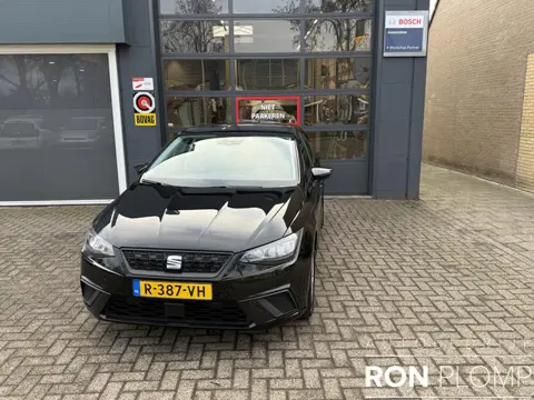 SEAT Ibiza 1.0 EcoTSI Style Business Intense / Airco/ Navigatie/ Cruise/ Digitaal displ/ PDC/ Apple 