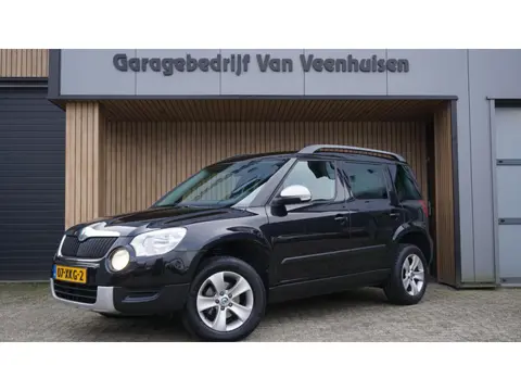 Skoda Yeti 1.2 TSI 105pk DSG Ambition Clima Cruise Control 16inch LM Trekhaak *NL auto* 109509km!