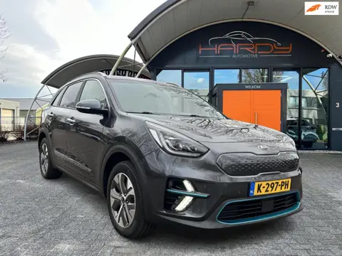 Kia E-Niro ExecutiveLine 64 kWh 3-FASE 100% SOH LEER JBL AUDIO Rijklaarprijs!