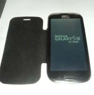 Te koop een Samsung Galaxy S3 GT-19300 cl