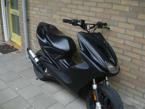 Yamaha aerox sprinter pas gereviseerd