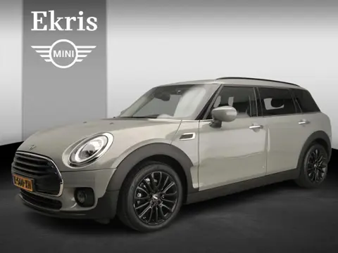 Mini Clubman One Trekhaak / LED / Getint glas / Climate / PDC / Cruise / Alu wielen 17 inch