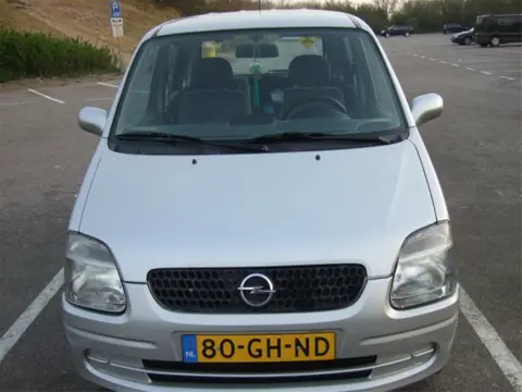 Opel agila