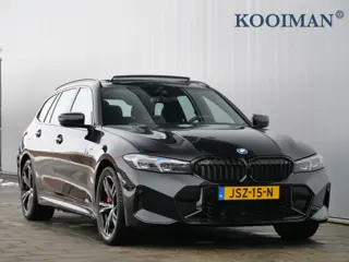 BMW 3 Serie Touring 330e 292 Pk Automaat M Sportpakket Pro Schuifdak / Apple Carplay / Head-Up / Key