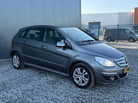 Mercedes-Benz B-klasse 200 AUTOMAAT!XENON!AIRCO!LEDER!360 CAMERA!