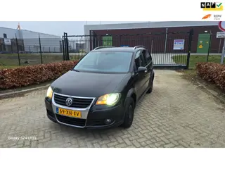 Volkswagen Touran 1.4 TSI Cross DSG 7 PERS CARPLAY LEDER CAMERA VOL!