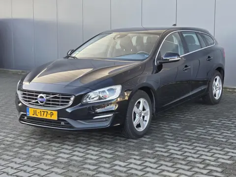 Volvo V60 2.0 D3 Nordic+ 6-Bak