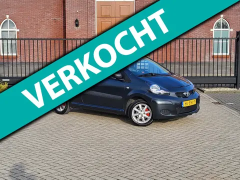 Toyota Aygo 1.0-12V Sport /Navi / Camera / Nieuwe Koppeling / Nieuwe Apk