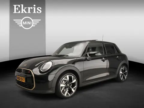 Mini 5-deurs Cooper S Automaat / Panoramadak / Harman-Kardon / JCW stoelen / LED / Active cruise / A