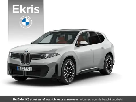 BMW iX3 50 xDrive M Sportpakket | Iconic Glow | Panoramadak | Trekhaak | Innovation Pack