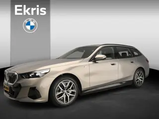 BMW i5 Touring xDrive40 | M-Sportpakket | LED | Navigatie | Active cruise | Sportstoelen | Elektr. z