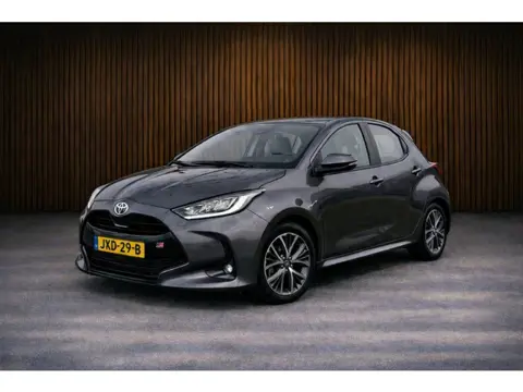 Toyota Yaris 1.5 Hybrid 130 Launch Edition GR-Sport uitgevoerd