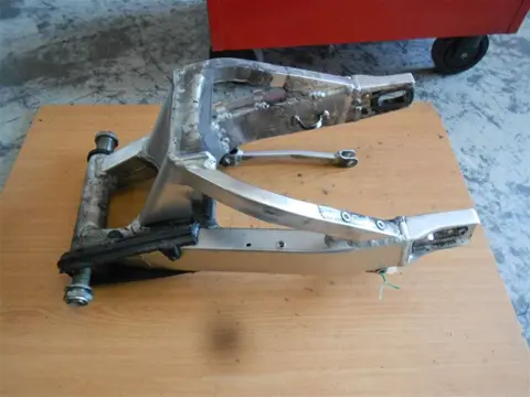 ACHTER BRUG Suzuki GSX R 750 2001 - 2003