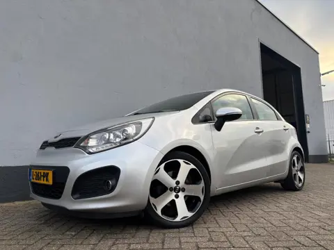 Kia Rio 1.2 CVVT ComfortLine - Stoelverwarming
