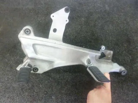 LINKER SCHETSPLAAT Honda ST 1100 Pan European 1990 - 2001