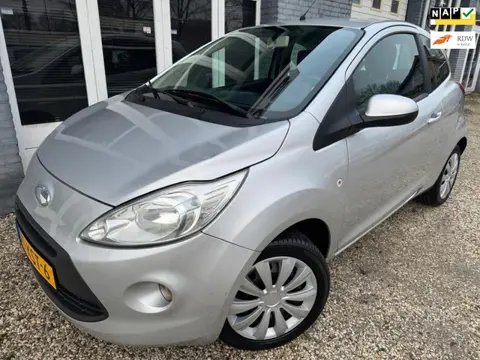 Ford Ka 1.2 Titanium AIRCO, NETTE KA VOL OPTIES EN NIEUWE APK