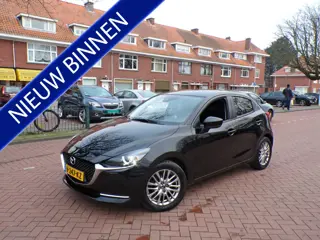 Mazda 2 1.5 Skyactiv-G Luxury CAMERA TEL CRUISECON STUUR/STOEL VERWAR..
