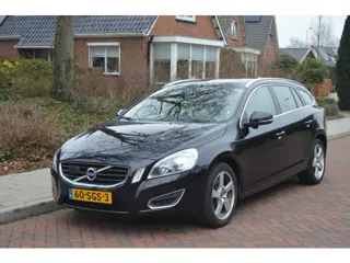 Volvo V60 2.0 T5 Summum Org NL/NAP/leer/navi