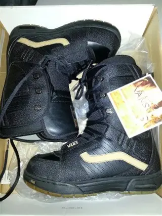 Splinternieuwe snowboard boots