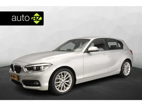 BMW 1 Serie 5-deurs 118i Automaat / Sportline /  Trekhaak / Climate / Stoelverwarming / Sportstoelen