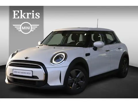 MINI Cooper 5-Deurs | Cruise Control | Parkeersensor Achter | LED Koplampen