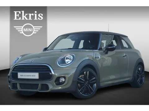 MINI 3-deurs Cooper | John Cooper Works Pakket | Cruise Control | Parkeersensoren Achter | JCW-Sport