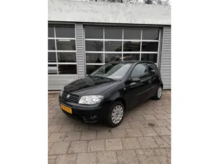 Fiat Punto 1.2 Dynamic - Airco - Elektrische Ramen - City Mode - Nieuwe APK