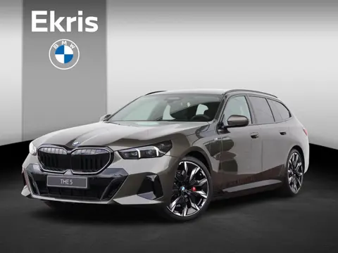 BMW 5 serie Touring 530e | M Sportpakket Pro | Individual Lak | Travel Pack | Comfort Pack