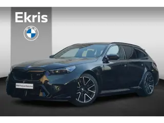 BMW M5 Touring M Driver's Pack | Glazen Panoramadak | Trekhaak Elektrisch | Driving Assistant Profes