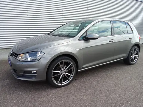 Volkswagen Golf 1.2 TSI Business Edition CUP EDITION Connected Climatronik PDC zeer mooi