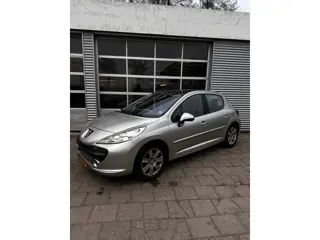 Peugeot 207 1.6 VTi XS Pack - Export prijs - Airco - Parkeersensoren - Panorama Dak