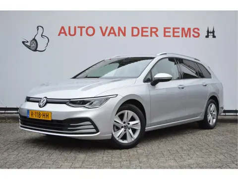 Volkswagen Golf Variant 111PK TSI Life NL-auto / Virtual / Led verl. / Climate control