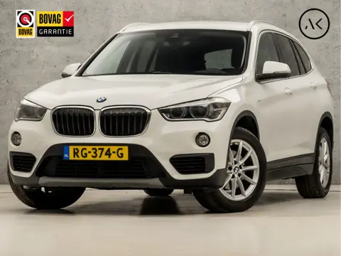BMW X1 sDrive18i Sport 141Pk Automaat (NAVIGATIE, CLIMATE, PARKEERSENSOREN, SPORTSTOELEN, GETINT GLA