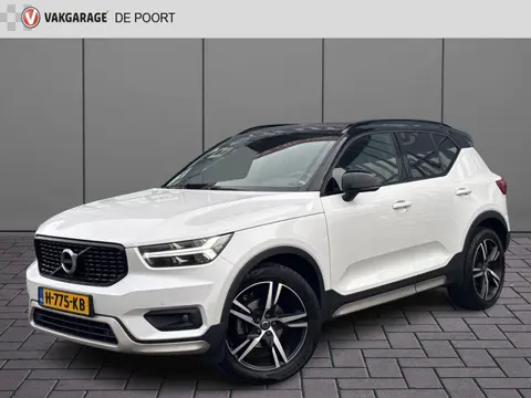 Volvo XC40 1.5 T3 R-Design | NL-auto | BTW | Pano | Parel lak | Stoelverw.