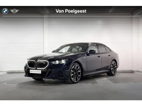 BMW i5 Sedan eDrive40 | M-Sport Pro | Harman Kardon | Stoelventilatie | Stoelverwarming | Parking As