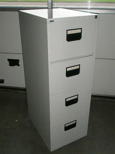 1x Hangmap kast 132x47x62