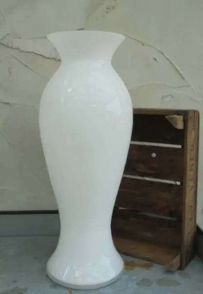 VAAS GLAS ELEGANT DESIGN WIT MET HELDERE VOET 60 cm Nieuw