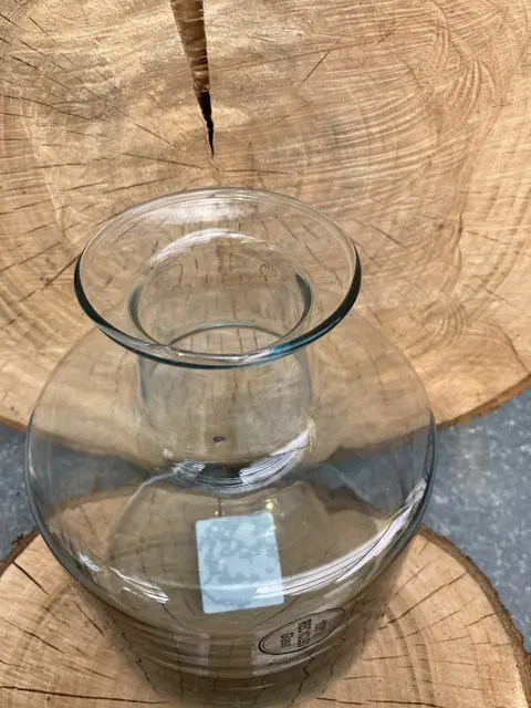 VAAS VAN GERECYCLED GLAS SMALLE HALS 19 cm hoog NIEUW