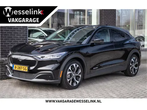 Ford Mustang Mach-E RWD 75 kWh | SOH 94% | 360 cam | Stoel & stuur -verwarming | Premium audio |