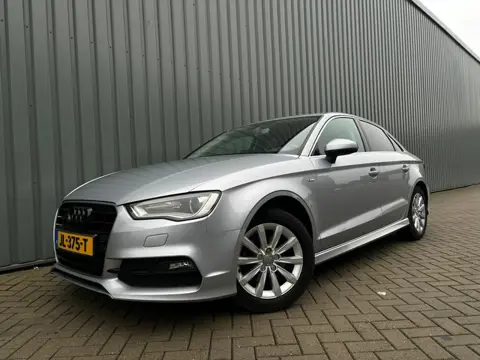 Audi A3 Limousine 1.4 TFSI CoD Adrenalin S-line - Navigatie