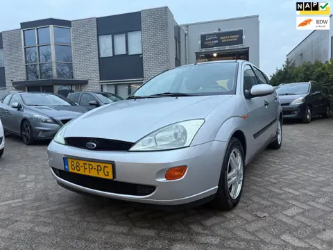 Ford Focus 1.6-16V Trend Airco Elektr Ramen Stuurbekrachtiging