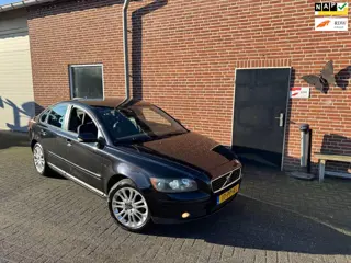 Volvo S40 1.8 Momentum Airco, PDC, LM velgen