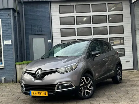 Renault Captur 1.2 TCe Expression | Clima | Camera | Navi
