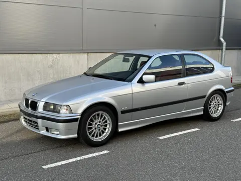 BMW 3-serie Compact 318ti Executive Sport | 89.000KM | M-Pakket | Topconditie | PDC | Stoelverwarmin