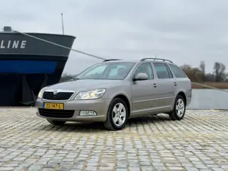 Skoda Octavia Combi 1.6 TDI Greentech Arctic|Leer|Stoelverwarming