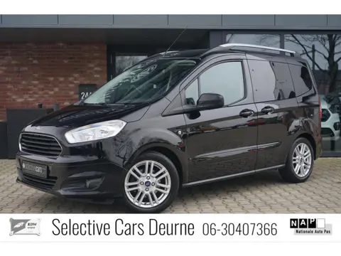 Ford Tourneo Courier 1.0 EcoBoost 75kW Titanium , 5-zitter, Trekhaak, 1e eigenaar.