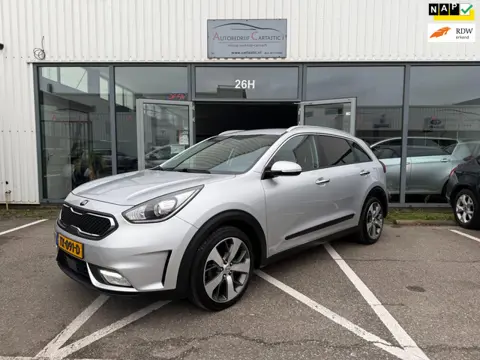 Kia Niro 1.6 GDi Hybrid BusinessLine KEYLESS | ADAPTIEF CRUISE | LEDER | STUUR/STOEL VERWARMING | VO